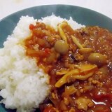 15分で簡単＊キノコと豚挽き肉のトマトカレー＊